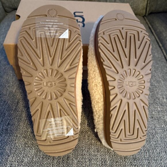 New in Box Womens UGG® Tasman Maxi Curly Slipper - Natural Size 7 - Picture 4 of 6